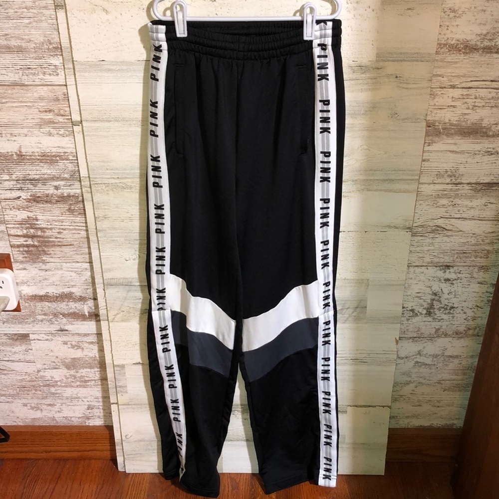 PINK Victoria’s Secret sweatpants track pants size XS gray and black workout​​